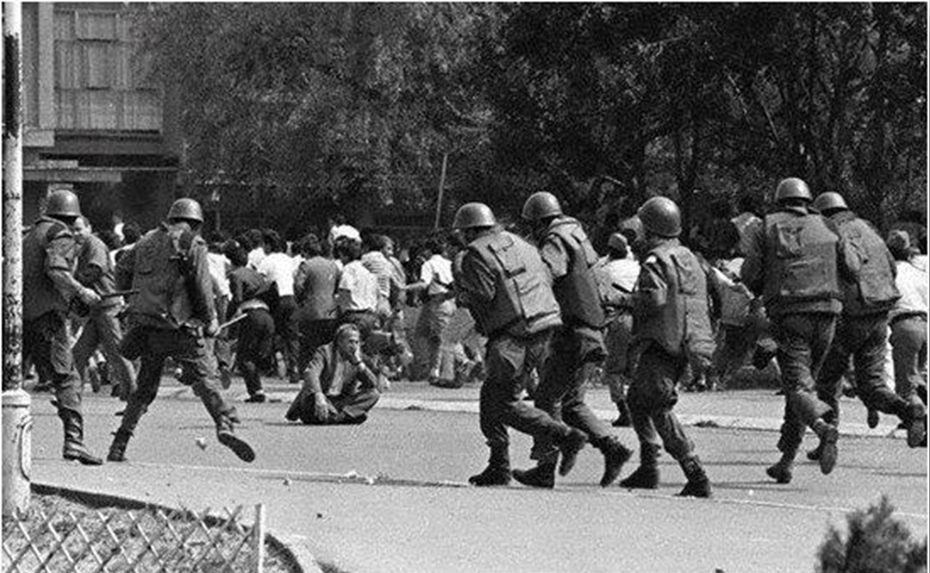 Asllan Dibrani,ibrahim egriu,Shaban Abazi, Maki,Makfire CANOLLI,kosova lindore , Lugina e presheves, zenel Hajdini, florim rushiti,adem Jashari,Brahim Salihu CURRI ,xhim xhema,Dr.Ramadan Xhema,Poezi,hijet që teatronin,armiku ,kosova ,medvegja ,presheva ,shqiperia etnike,UçK,Uçpmb,ilirida,adem jashari,skënder beu, nën tereza,Medvegja Redaksia, tupalla.com,sanxhaku i nishit,kultur ,sport,politikë, luftë,paqe,pajtim, korrupcion , gjygje,shkollë,arsim,profesion,shkencë,art,parlament,avokat,presidentja,Pacolli,femi Beha,PD medvegje, PVD Medvegjë. Kosova Lindore, Ligina e presheves,riza Halimit,Sadri Ramabaja,Rrapi i jetës sime, Gallap-Gollaku, Zahide Marije Ukaj-Malësorja medvegjase,Ismail Morina-Ballisti ,ortodokset shqipetar ,Ajet DULI,Maqedoni,Beogradi,sport boks ,Agim Tahiraj ,Aziz salihu, Samir Salihu,Tupalla.shpernhulja e shqipetarve 1999,poezia e javës,Ali Hajdini,Sanxhaku i Nishit,Filmi , Kosovë, shqiponjë e robëruar,Jusuf Gërvalla, Sofra Medvegjase,Shqiptare,shoqata Medvegja,Din EGRIU Atentat,Ali Lajçi, Kufiri kosovë Mal i Zi,Historia Shqiptare ,Shperngulja sanxhaku i Nishit Toplica, Zahide Marije UKAJ-Malësorja Medvegjase,1 Maji,Bashkim SADIKU, Bashkimin Kombëtar,internet,rrjetet socjale, LSH në Gjermani me 01.05.2015,Promovim librash në Mërgatës Shqiptare, Poezia e javes, Fshati me roje,xhandarmeri,Lufta e pare botrore,Beteja e Çanakalasë 1915-1916,Tupallë, Tupalla,Sfirca, Kapia, Kufiri,Kumanova,pushke e vjeter , 14 vjetorit të luftës çlirimtare në Kosovën Lindore / OVL e UÇPMB-së , Medvegjë - Pas spastrimit etnik të shqiptarëve - vazhduan edhe prerjet e maleve me përkrahjen e shtetit ,mbi 1000 hektar, Maqedonisë po i rrëshqasin themelet mbi tokat shqiptare, Terrorizmi sllavo-maqedonas mposhtet vetëm me konfederatë ose shkëputje, Marrëveshja e Ohrit ka vdekur, Koço Danaj,Kryetar, Lista për Shqipëri natyrale,do të lulezoj Kumanova, Masakra e Dubravës më e tmerrshmja nga Lufta e Dytë Botërore,Mbahu Loke,operacioni shigjeta, kolonel Ruzhdi SARAMATI, memorial brigada 128 e Uçk-së,Gostrozhup të Hasit, MË MIRË I VRARË E NË GURË LAPIDARI SE SA I VDEKUR PËR SË GJALLI!Ismet Asllani-Prapashtica, Ilir Meta ,Aleksander Vucic,Ballist Morina,Biografia Shaban Abazi, mos blej produkte serbe, Blej shqip Bac u kry, ATJE I KEMI VARRET E TË PARËVE, FTESË ,Partia Demokratike Dega në Medvegjë, Medvegja tani në drejtimin e duhur, S F I R C A Historiku - nga erdhëm ku jetuam, 17 Qershor 1999 - Dita e çlirimit e Komunës së Vushtrrisë ,Faton Hamiti , Medvegja Diskriminimi,Beteja e kosoves 1389 ,Perandoria Osmane 1389 , Turqia 1389,Idriz ajeti feston ditelindjen ,Halim Hyseni, - GJYKATA SPECIALE PRODUKT I FABRIKIMEVE TË SIGURIMIT SHTETËROR SERB,- Shqiptarët duhet t'i thonë jo Gjykatës Speciale,,Kisha e Xhamia, PLATFORMA POLITIKE, Per komb e per Atdhe, leshohet pe,Ibrahim EGRIU, Nazmi Hajredini,Maki Makfire CANOLLI Maqedonci, Ajet DULI,Sadri Ramabaja,Adem Shehu ,Shehi, Muhaxherët,Vushtrria, dita e deshmorëve,pshdk , LDK, PDK , AAK, PD,LS,VV, tahir veliu,shqiperi etnike, presheva , ovl uçpmb , Ovl UçK, Tetovë, shkup, lufta 1998 -1999,Nato,çameria ,Qameria, ilirida, Kërçova, Struga, Dibra, Prizreni, Vlora, Saranda,Bujanoci, Peja, Dugagjini, Tropoja, Bajram CURRI,Ulqini, Plave e Guci,Shkoder,Deti , plazhi Deti Adriatik, Deti Jon, Koroacia, maqedonia, Lugina,beteja e Koshares, Drenica, Lufta ne Kosove, Edi rama, Sali Berisha, Ismail Qemajli, Skender beu,ali Ahmeti.hashim thaqi , Albin Kurti.SHBA, Crans Montana,Batalioni ATLANTIKU,EGRIU, BejiqiRamush,Beiq,nvalidi i luftes , Irfan XHAFERI,Mesuesi i popullit Abdi Begu-Haxhiu, kufiri te Molla e Kuqe,Koço DANAJ , Tahir VELIU, LISTA PËR SHQIPËRI NATYRALE ,LËVIZJA PËR SHQIPËRI TË BASHKUAR,XHULI SPAHIU, ©MAKI M CANOLLI, Abdullah PRAPASHTICA,ALBULENA SALIHU,FEHMI RAMADANI, KONGRESI I MANASTIRIT ,28 NENENTORI , QAMËRI , MEDVEGJË , BUJANOC , PRESHEVË, PLAVË , GUSI,DUL KRASNIQI, MUHARREM SALIHU,DUL KRASNIQI, ILIR META, MIRADIE AVDULLAHI, ZIZE LIZA PEPSHI,MR.QAZIM NAMANI,DR ADIL MUSTAFA,PROF.DR SKENDER KODRA,JIM XHEMA, Gjergj Kastrioti – Skënderbeu,Njoftim , Hashim Thaçi,Isa Mustafa,Presidenca , Kryeministria,Teuta Nunaj, Lëvizjës për Shqipëri të Bashkuar, LOBI EURO-ATLANTIK SHQIPTAR